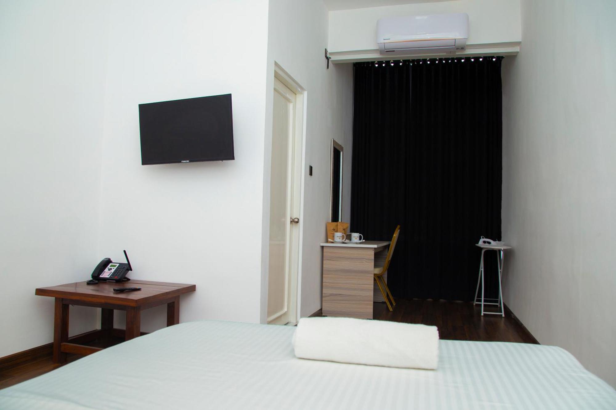 Crown Regency- Badulla Hotel Buitenkant foto