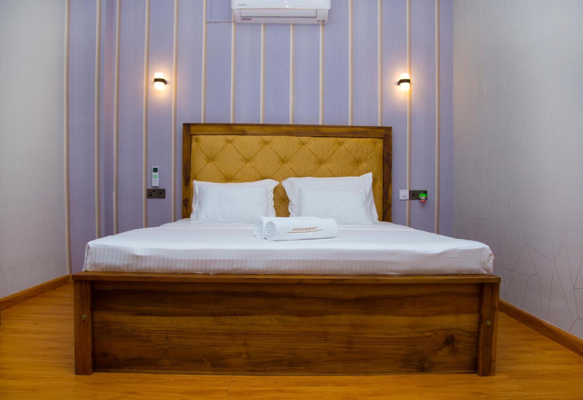 Crown Regency- Badulla Hotel Buitenkant foto