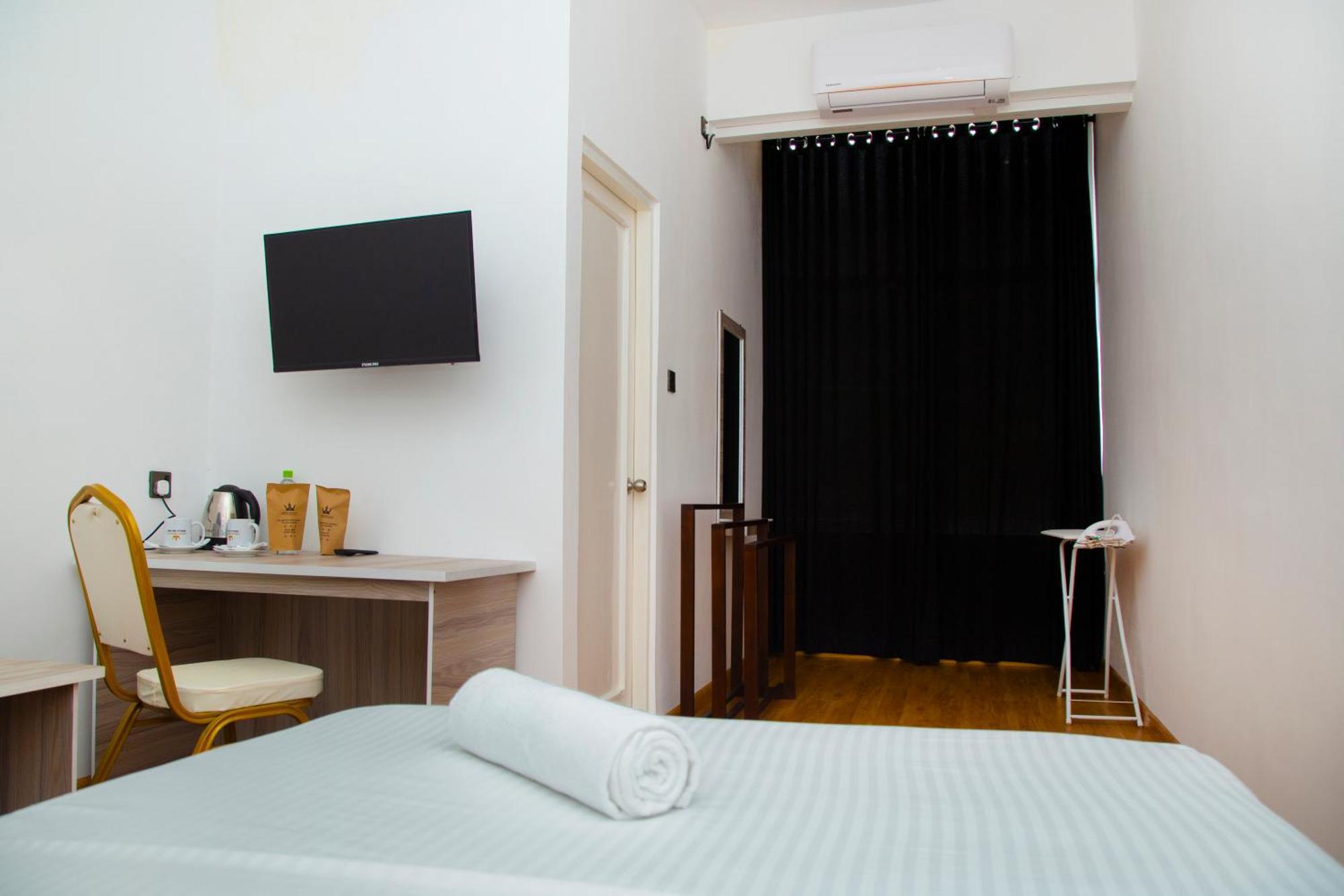 Crown Regency- Badulla Hotel Buitenkant foto